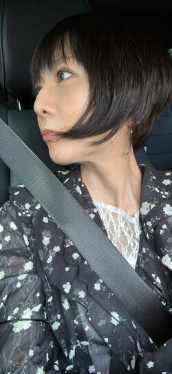 堀ちえみが“シャープなショートボブ”にイメチェン「ちょこっとだけ変えたよ」