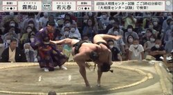 際どい勝負の同体取り直し後にも繰り広げられたド迫力の熱戦　「感動した」相撲ファンが手に汗握り放送席も興奮「良い相撲でした…！」