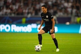 約13年ぶりのCLスタメンで勝利に貢献…長谷部誠が胸中明かす「とても誇らしい」