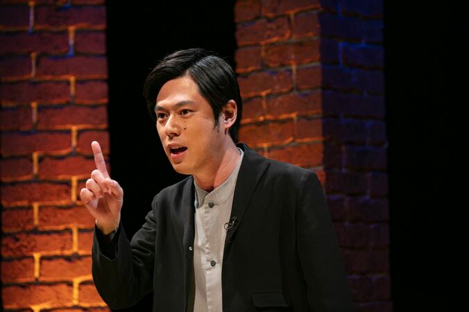 マナカナの区別がつかなかった千原ジュニア、咄嗟にとった苦肉の策とは…!? 2枚目