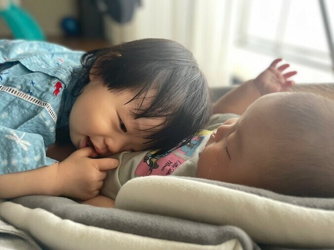  あいのり・桃、長男の服は高めでも購入できる理由「来年も着られると思って」  1枚目