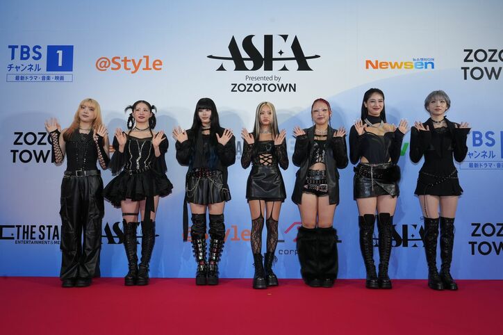 【写真・画像】「生歌と思えない！」「声量すごい」CHIKAのシャウトで会場が揺れる！HANA、想い出の地・Kアリーナでの圧巻パフォーマンスに「泣いた」の声　1枚目