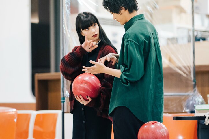 神尾楓珠、Hinaの肩を引き寄せ「俺にしろよ」完璧な“壁ドン”に飯豊まりえ＆滝沢カレンが大興奮