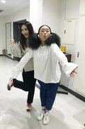 ニッチェ・江上、平野ノラからもらった服を紹介　「可愛い」「似合ってます」の声