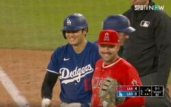 「ただの人格者」「聖人すぎるだろ」 大谷翔平があわや顔面死球後でも元チームメイトと爆笑する“ほっこりシーン”にファン騒然