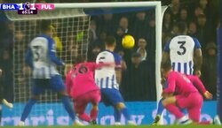 タックルだけじゃない！プレミア破壊王、豪雨を切り裂く強烈ミドルで同点弾！三笘薫らブライトンにとっては厄介な存在に…