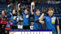 ロコ・ソラーレ、大会初白星で予選突破に前進 「JDが喜ぶ試合を」心機一転“笑顔”の勝利