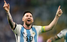 「とても素晴らしいこと」1000試合出場のメッシ、現地でW杯を応援する妻や3人の息子への心境を語る「子供たちが初めてW杯の意味を知った大会」