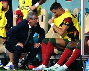 「彼は一度も離れたいと言っていない」ポルトガル指揮官がC・ロナウドの離脱要求を否定！先発外を伝えた際のリアクションも明かす【W杯】