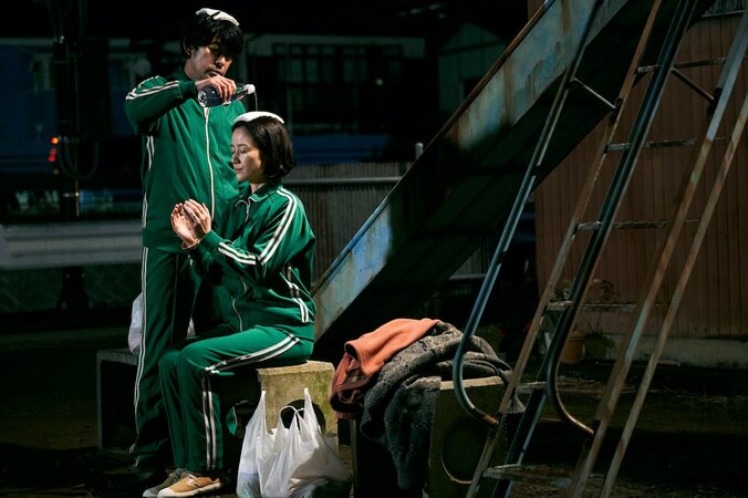 「この水を飲むと風邪引かないんです」“あやしい宗教”にハマる両親役に永瀬正敏＆原田知世 芦田愛菜主演『星の子』特報映像 2枚目