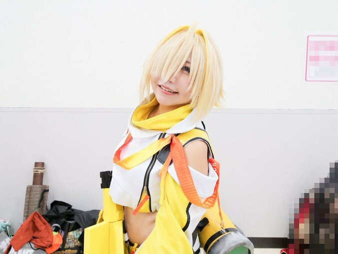 【写真・画像】『勝利の女神：NIKKE』エレグコスプレ　1枚目