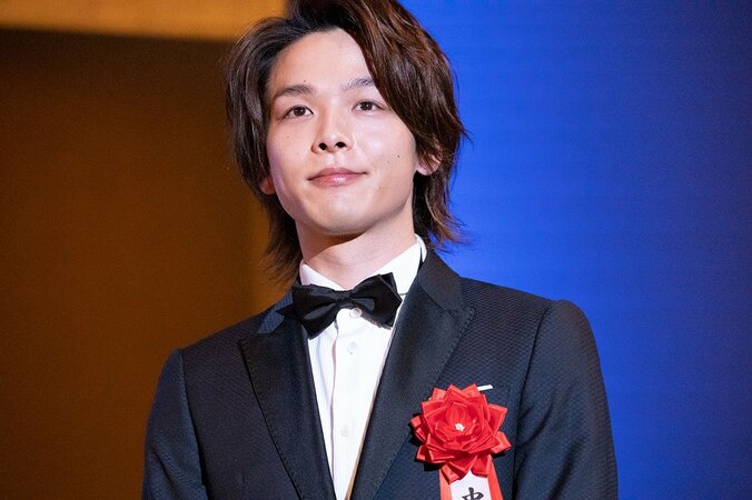 中村倫也、後輩・菅田将暉の祝辞に感激　「もっと言って」とリクエスト 14枚目