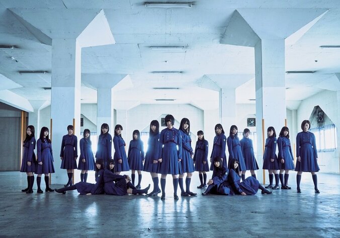 欅坂46、4thシングル『不協和音』のアートワーク解禁 1枚目