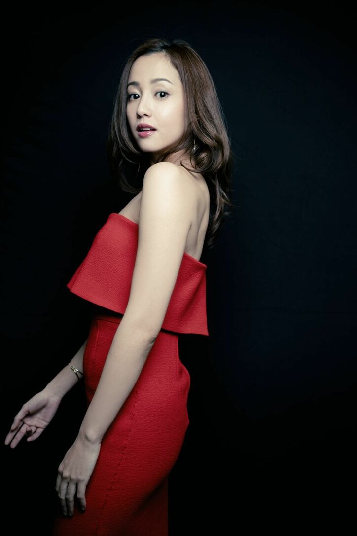 沢尻エリカ、『白い巨塔』で岡田准一の愛人を熱演　初のホステス役で体験した意外な苦労