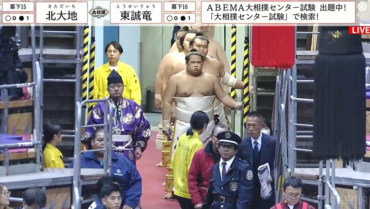 一緒に戦ってる」人気力士と化粧まわしの“妙な”一体感がハンパない…ファン注目 カメラが捉えた土俵入り前の緊張感が「カッコよすぎる」 | 大相撲 |  ABEMA TIMES | アベマタイムズ