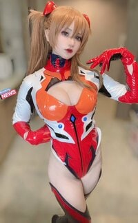 漫画家兼コスプレイヤーの赤木クロが「エヴァ」アスカに変身！「リアルアスカ」「素敵すぎ」と反響
