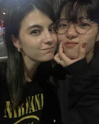 マギー、あいみょんとの密着ショットにファン歓喜　「可愛い過ぎる」「最強コンビです」