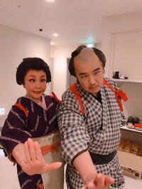 小川菜摘『見得切りの練習、笑』