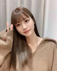 「かわいすぎ！！！」「めるを推さないで誰を推す?!」生見愛瑠の“暗髪ヘアー”が話題