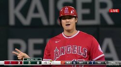 大谷翔平がタイムリー放ち塁上でピースサインちら見せ　仲良し同僚を援護するツーベースにファンも「かわいい」「珍しいな」