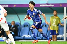 【岩本輝雄】なぜ今回もベスト16の壁に阻まれたのか。日本にまだ足りないものを、三笘の“独走”が教えてくれた【W杯】