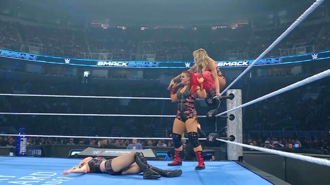 合体技でフィニッシュを狙うソル・ルカとザリア