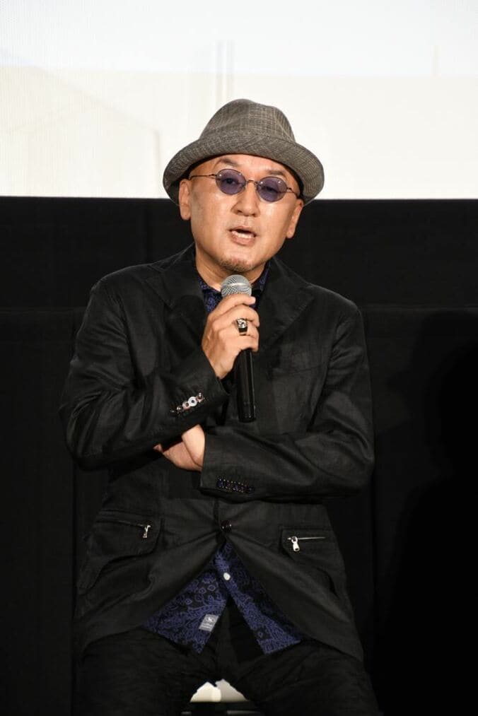 三石琴乃、震える声で「愛おしく思ってます」 庵野総監督と声優4名が『シン・エヴァ』フィナーレ舞台挨拶に登壇 4枚目