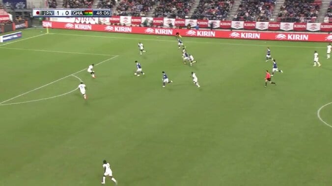 速すぎて危険!?上田綺世の超爆速枠外シュートにファン悲鳴「シュートスピードどうなってんだよ」「客席に入るのが心配」 3枚目