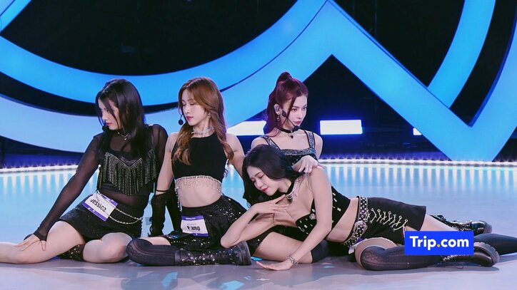 【写真・画像】北京舞踊学院を卒業した中国出身の練習生、天女のような伝統衣装でアクロバティックな超人ダンスを次々披露！「絶対に見る価値のあるもの」絶賛の声相次ぐ　1枚目