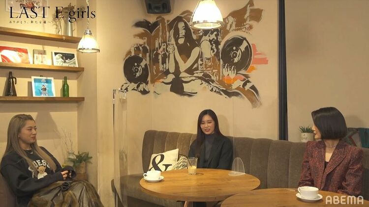 写真・画像】E-girls藤井夏恋、鷲尾伶菜、武部柚那の3ボーカルが本音