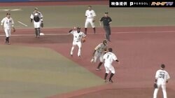 “超変則ゲッツー”を招いた阪神・佐藤輝明の走塁ミスに里崎氏「中途半端」 その後の決勝ホームランで「全部帳消し」