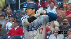 大谷翔平の打席で“妙にじわる”字幕が登場 「日本生まれでチーム最多本塁打は？」での一コマ