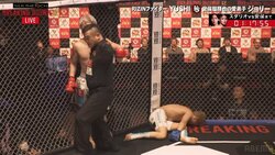 朝倉未来が驚愕の衝撃失神KO「すごい勝ち方。RIZINでもこの勝ち方はいない」安保瑠輝也の“愛弟子”、RIZINファイターをヒザ蹴りで一蹴