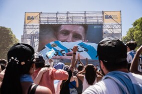 「凄すぎる」ドローンで撮影されたアルゼンチン首都ブエノスアイレスの映像が圧巻！ 歓喜の瞬間にファンも絶句【W杯】