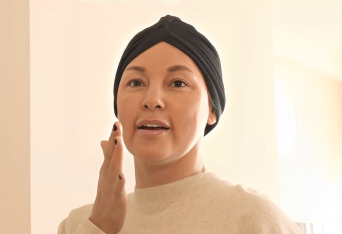 【写真・画像】梅宮アンナ、元恋人と出したヌード写真集のお気に入りショットが飾られた自宅を公開　1枚目