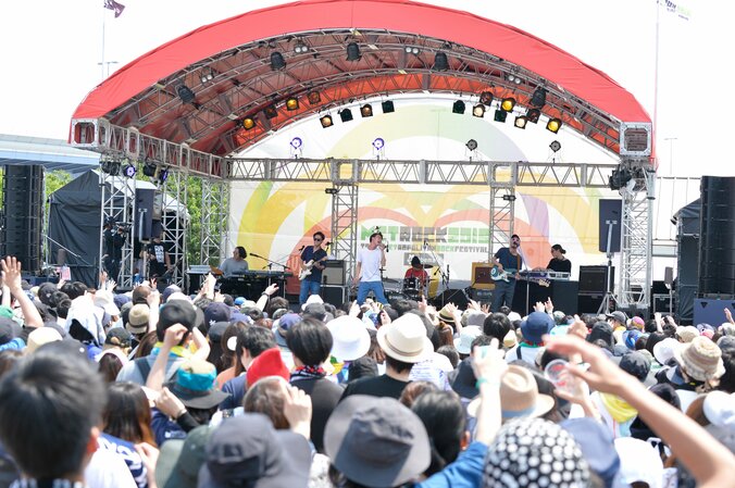 星野源、くるり、[Alexandros]らが新木場を彩った1日　ライブ写真とセットリストを公開【メトロック2016 東京開催day2】 56枚目