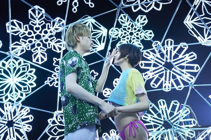 門脇麦、成田凌らの若いエネルギーがほとばしる　映画『チワワちゃん』“青春炸裂”な場面写真一挙解禁 10枚目