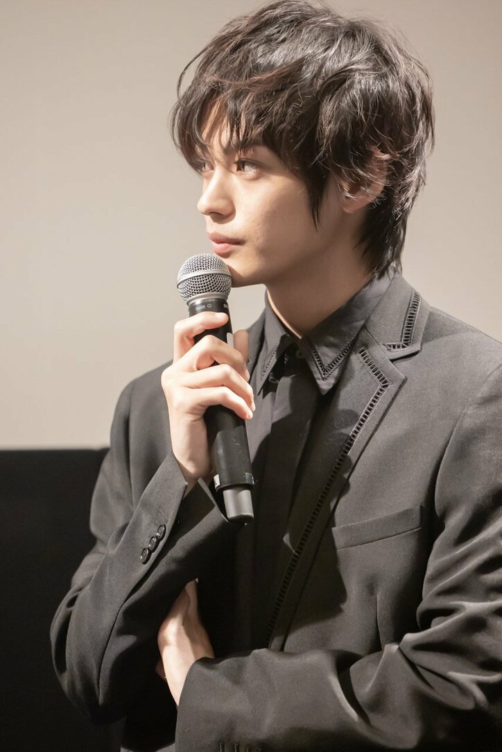 神尾楓珠の美貌に瀧内公美が惚れ惚れ「顔も小っちゃいし、体も綺麗」