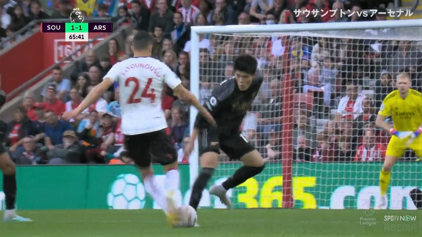 封殺 男 冨安健洋が完全に崩されファン悲鳴 失点の 数秒前 に狂っていた チームの歯車 Abema Times Fifa ワールドカップ 22 完全ガイド By Abema