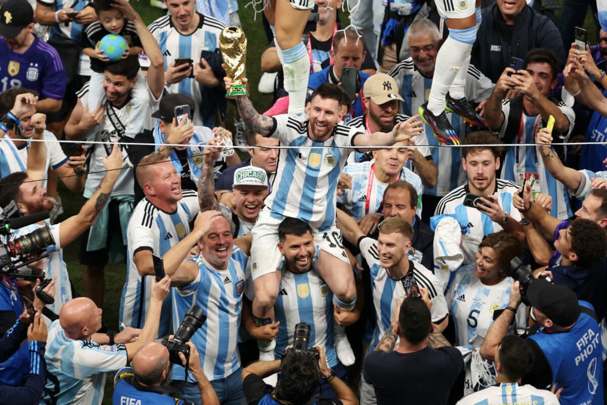 タグ付き】メッシ 2022 W杯 フルパッチ 2XL タグ付き】メッシ 2022 W杯