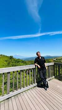 川崎麻世『涙が出る程美しい』