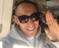 市川海老蔵、麻央との思い出の喫茶店へ　“自転車デート”をなつかしむ