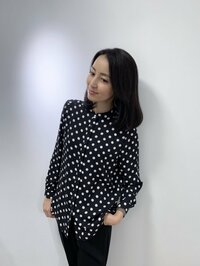 矢田亜希子、久々の黒髪姿を公開「地毛より黒い」