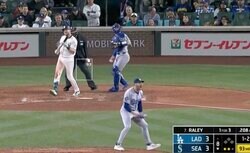 一体、何が起きた…！？ ド軍・ブルペン陣に“異変”「どうなってんだよ」「急になんなんw」 突然とんでもない投球→“まさかの展開”… ファン騒然