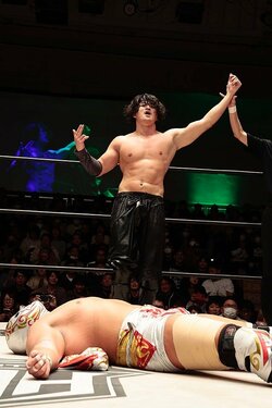 マスクに鼻くそを付け「ビバ、メヒコ！」OZAWA、“独壇場”で初防衛に成功！ 3.2横浜武道館、征矢学とGHCヘビー＆GHCナショナルのダブルタイトル戦へ