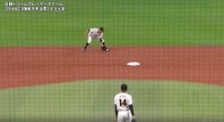 ウソでしょ！？ 鳥谷敬が「鉄人すぎる」 強烈ゴロに“華麗な動き”「ガチやんw」「現役感ヤバい」好フィールディング炸裂