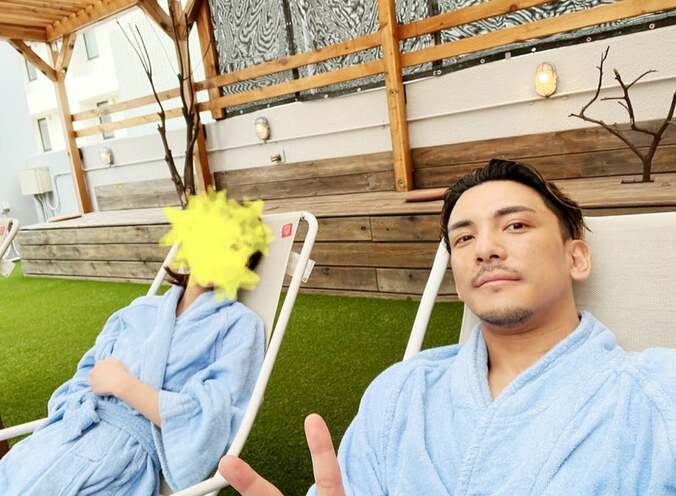  あいのり・ヒデ、彼女とプチ旅行へ「カップルに人気みたい」  1枚目