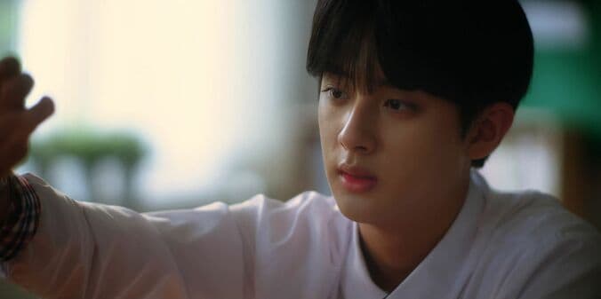 親友と同じ人を好きに…新人女優カン・ヘウォン演じる学級委員の選択に驚きの声「このドラマ最強！」WEB漫画原作ドラマ『青春ブロッサム』3話＆4話 2枚目