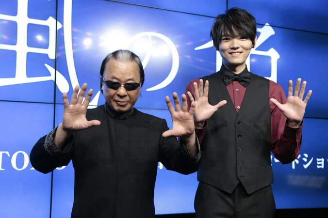 古川雄輝、北海道の海でチェーンに縛られ脱出マジック「解けないと大変なことになってしまう」 9枚目