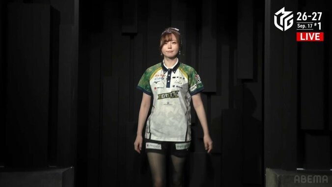 脚、長っ！東城りおのモデル級スタイル